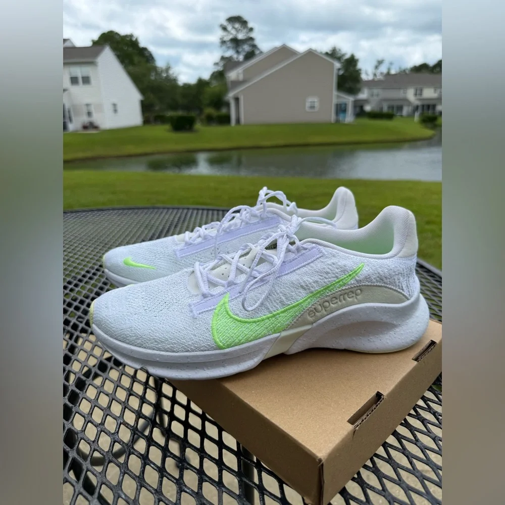 Nike superRep Women's White and Green Running Shoes size 10